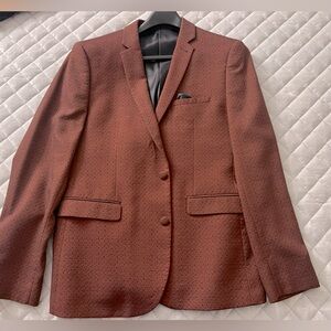 Men’s brown suit jacket